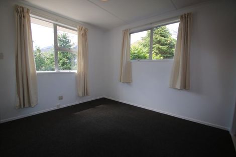 Photo of property in 2 Park Lane, Omarama, 9412