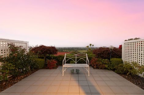 Photo of property in 17 Petworth Place, Westmorland, Christchurch, 8025