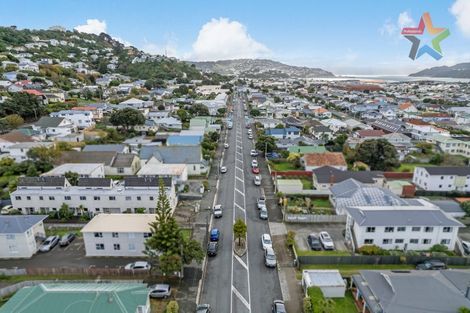 Photo of property in 74f4 Freyberg Street, Lyall Bay, Wellington, 6022