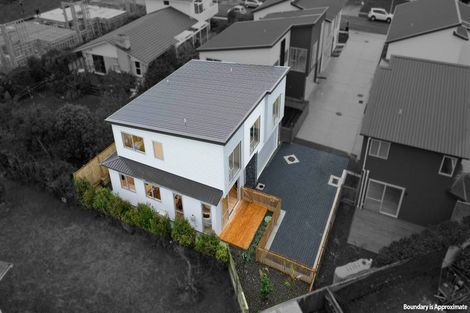 Photo of property in 37b Sorrel Crescent, Bucklands Beach, Auckland, 2012