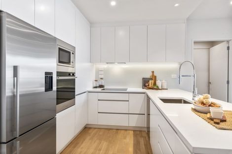 Photo of property in 105/8a Lake Pupuke Drive, Takapuna, Auckland, 0622