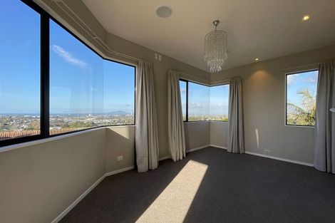 Photo of property in 1/41 High Road, Glenfield, Auckland, 0629