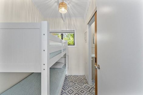 Photo of property in 51 Wairau Road, Oakura, 4314