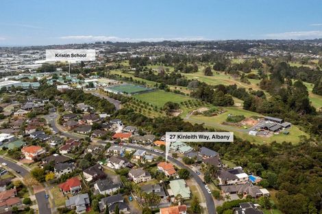 Photo of property in 27 Kinleith Way, Albany, Auckland, 0632
