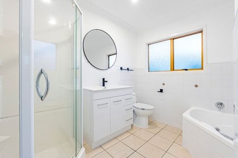 Photo of property in 79 Stapleford Crescent, Browns Bay, Auckland, 0630
