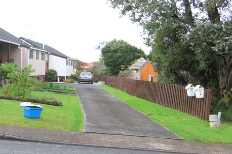 Photo of property in 1/22 Rosario Crescent, Red Beach, 0932