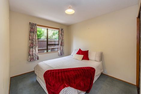 Photo of property in 2/180 Hawthornden Road, Avonhead, Christchurch, 8042