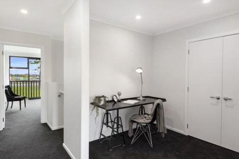 Photo of property in 17 Holmes Hanover Lane, Halswell, Christchurch, 8025