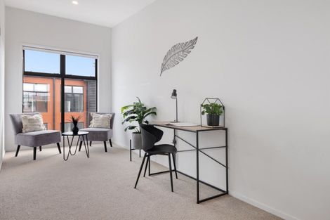 Photo of property in 17 Owens Place, Mount Maunganui, 3116