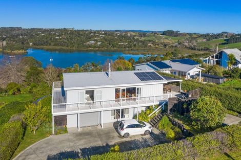 Photo of property in 8 Lysnar Road, Matakana, Warkworth, 0985