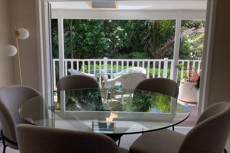 Photo of property in 1/2 Heathcote Road, Castor Bay, Auckland, 0620