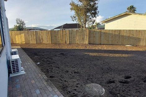 Photo of property in 29a Mackenzie Street, Te Atatu South, Auckland, 0610