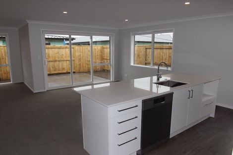 Photo of property in 4 Gold Lane, Papamoa, 3118