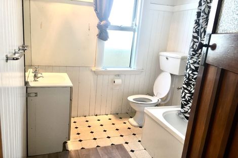 Photo of property in 64 Division Street, Riccarton, Christchurch, 8041
