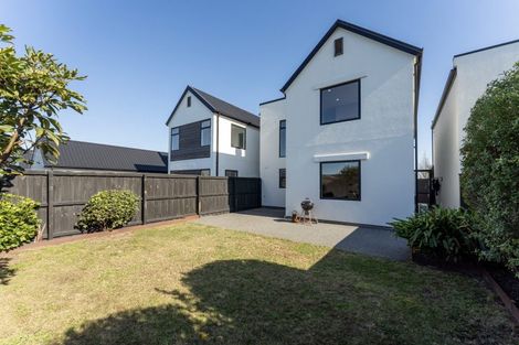 Photo of property in 83 Faringdon Boulevard, Rolleston, 7615