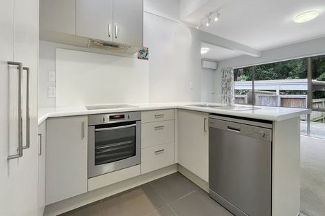 Photo of property in 3/8 Park Hill Road, Birkenhead, Auckland, 0626