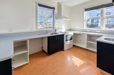 Photo of property in 73-79 Pitt Street, Palmerston North, 4410