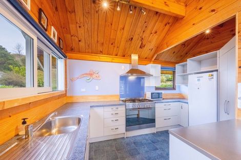 Photo of property in 3432 Pourerere Beach Road, Pourerere, Omakere, 4271