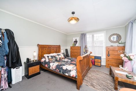 Photo of property in 16 Newbury Street, Awapuni, Palmerston North, 4412