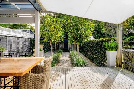 Photo of property in 500 Richmond Road, Lepperton, New Plymouth, 4373