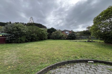 Photo of property in 5 Wakefield Terrace, Tawa, Wellington, 5028