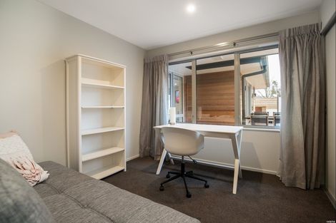 Photo of property in 21 Sunhaven Cove, Cromwell, 9310