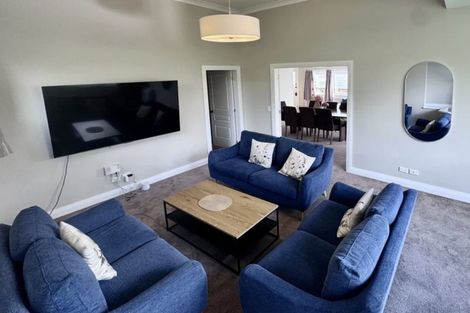 Photo of property in 40 Garden Road, Northland, Wellington, 6012