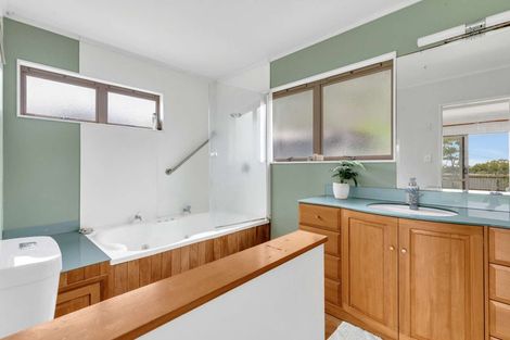 Photo of property in 19 Richmond Street, Matata, Whakatane, 3194