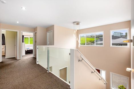 Photo of property in 72 Aotea Drive, Aotea, Porirua, 5024