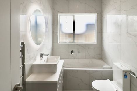 Photo of property in 21 Woven Place, Karaka, 2113