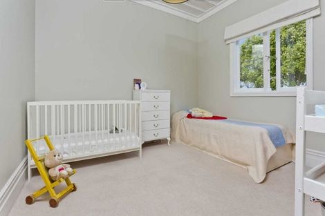 Photo of property in 10 David Street, Bayswater, Auckland, 0622