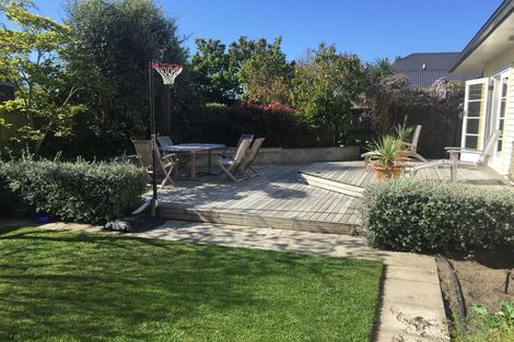 Photo of property in 39 Taupata Street, Redcliffs, Christchurch, 8081