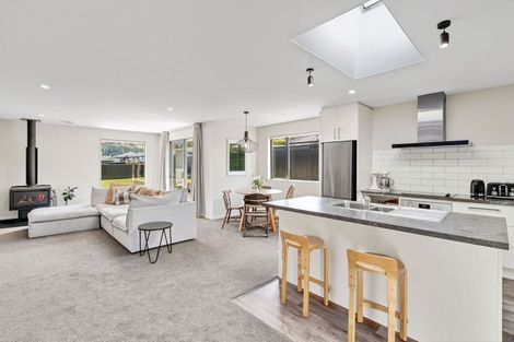 Photo of property in 7 Tomtit Crescent, Lake Hawea, Wanaka, 9382