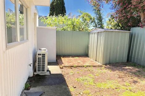 Photo of property in 2/50 Hain Avenue, Mangere East, Auckland, 2024