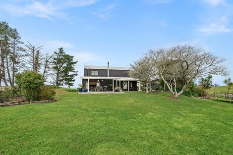 Photo of property in 573 Waimate Road North, Kerikeri, 0293