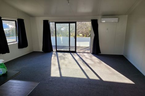 Photo of property in 12 Victory Place, Aramoho, Whanganui, 4500