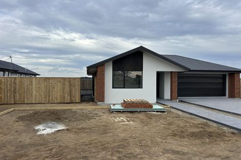 Photo of property in 72 Turuturu Road, Hawera, 4674
