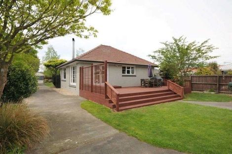 Photo of property in 27 Manuka Street, Mairehau, Christchurch, 8013