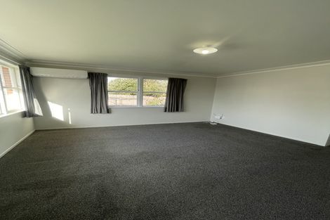Photo of property in 1/42-44 Opaheke Road, Opaheke, Papakura, 2113