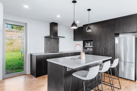 Photo of property in 5 Glendas Way, Acacia Bay, Taupo, 3385