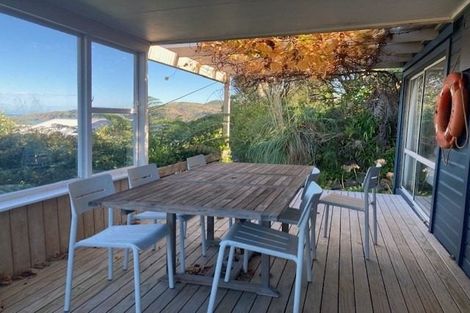 Photo of property in 8a Government Road, Raglan, 3225