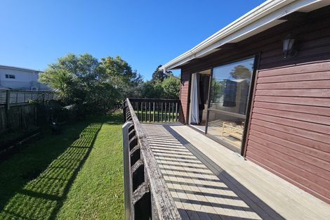 Photo of property in 2/56 Glendale Road, Glen Eden, Auckland, 0602