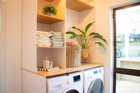 Photo of property in 13a East Street, Raglan, 3225