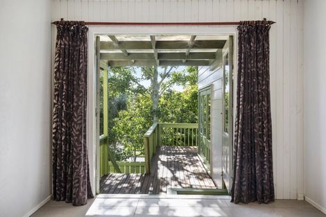 Photo of property in 10 Bain Place, Bucklands Beach, Auckland, 2014