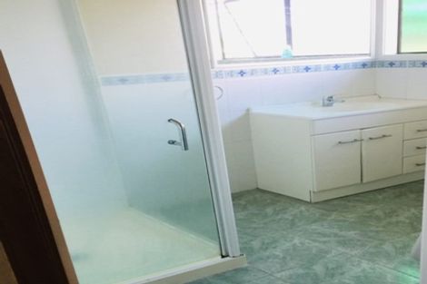 Photo of property in 13 Caringbah Drive, Papatoetoe, Auckland, 2025