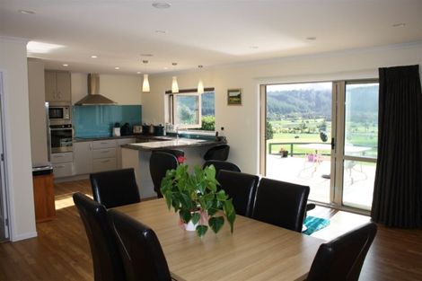 Photo of property in 51 Pinehurst Drive, Pauanui, Hikuai, 3579