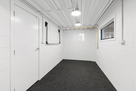 Photo of property in 79b Herald Street, Berhampore, Wellington, 6023