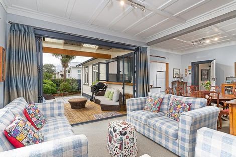 Photo of property in 120 Cole Street, Masterton, 5810