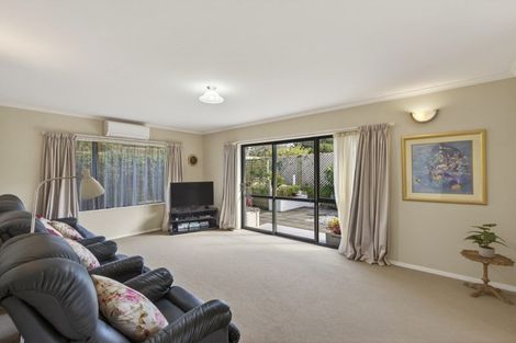 Photo of property in 30a Moulton Street, Moturoa, New Plymouth, 4310