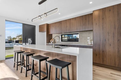 Photo of property in 49b Browns Road, St Albans, Christchurch, 8014